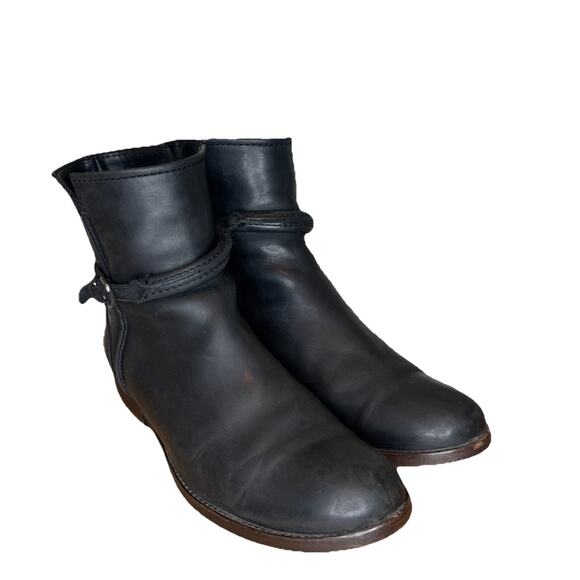 Frye Women's 7.5 Melissa Seam Short Ankle Boots Black Leather Buckle Side Zip - Picture 1 of 11